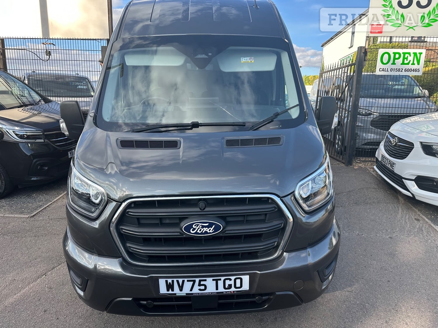 [ berth ]Ford Transit