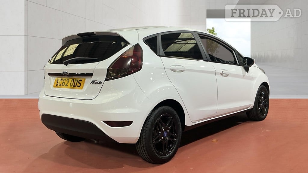 Ford Fiesta 2013 - Cars