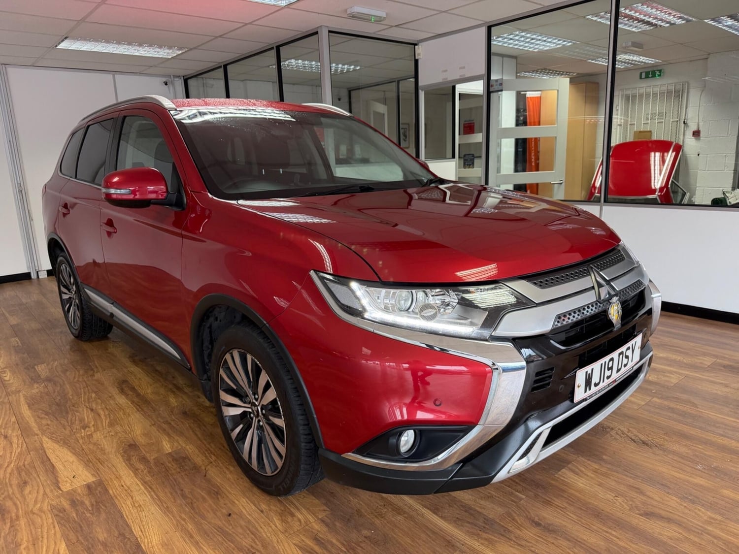 Mitsubishi Outlander 2019 in Sandhurst