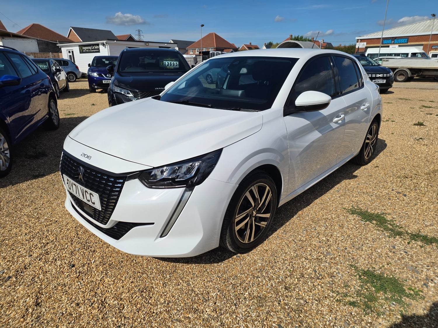 [ berth ]Peugeot 208