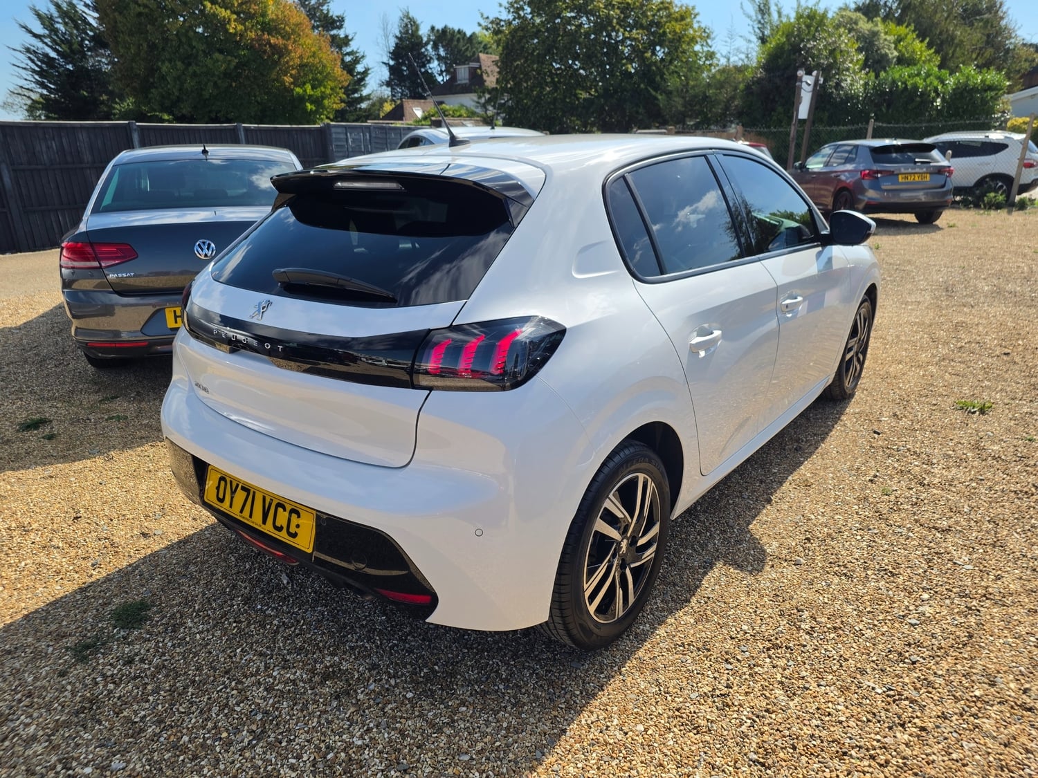 Peugeot 208 2021 - Cars