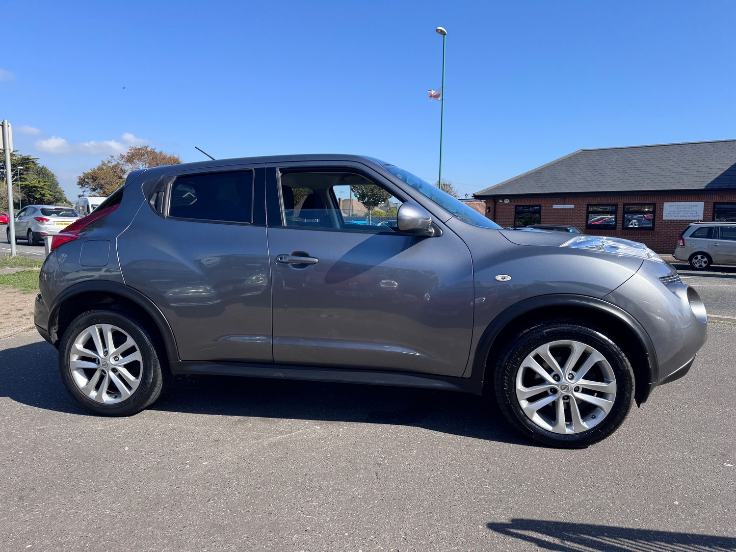 Nissan Juke 2013 - Cars