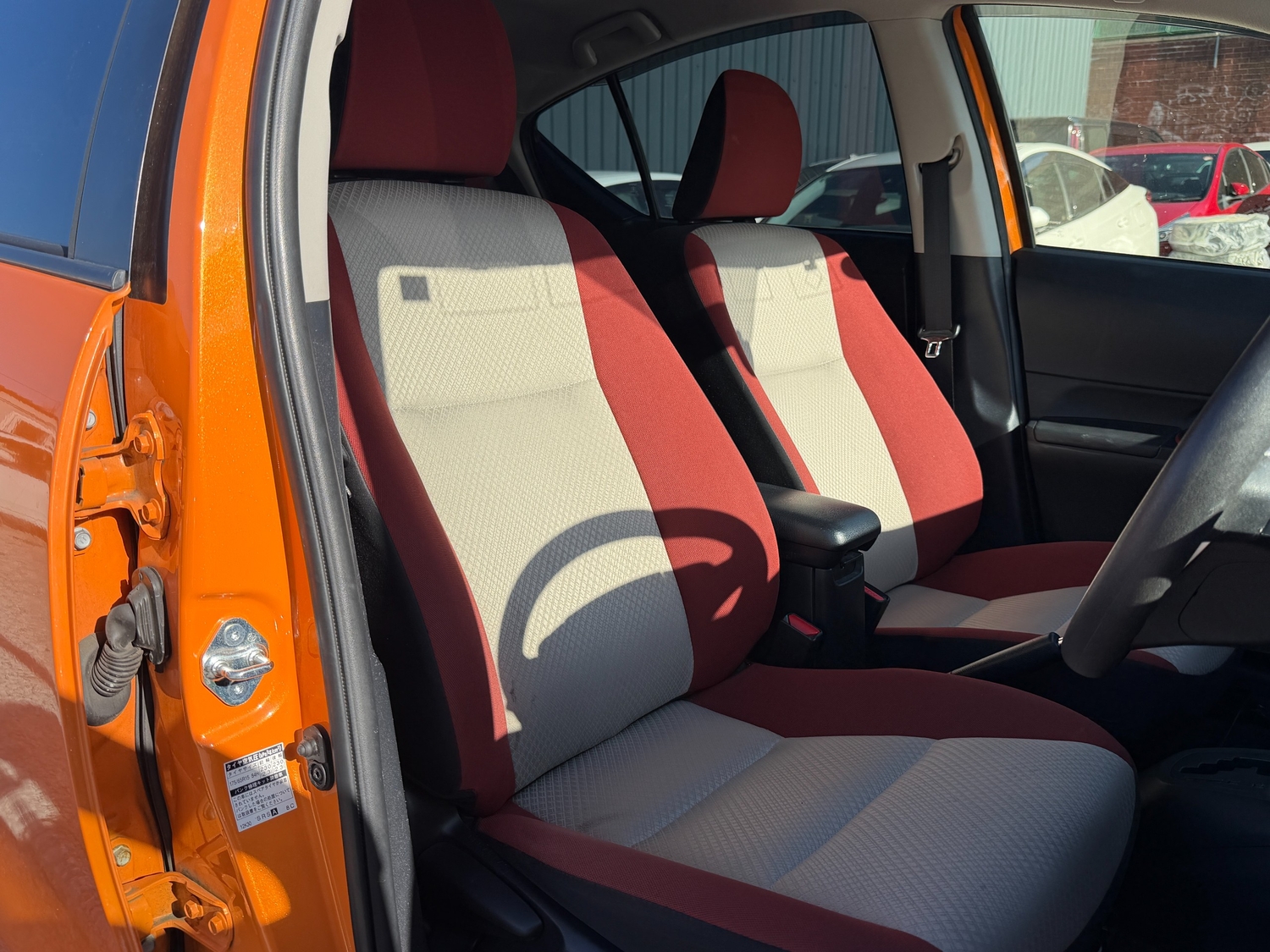 Toyota Aqua 2015 - Cars