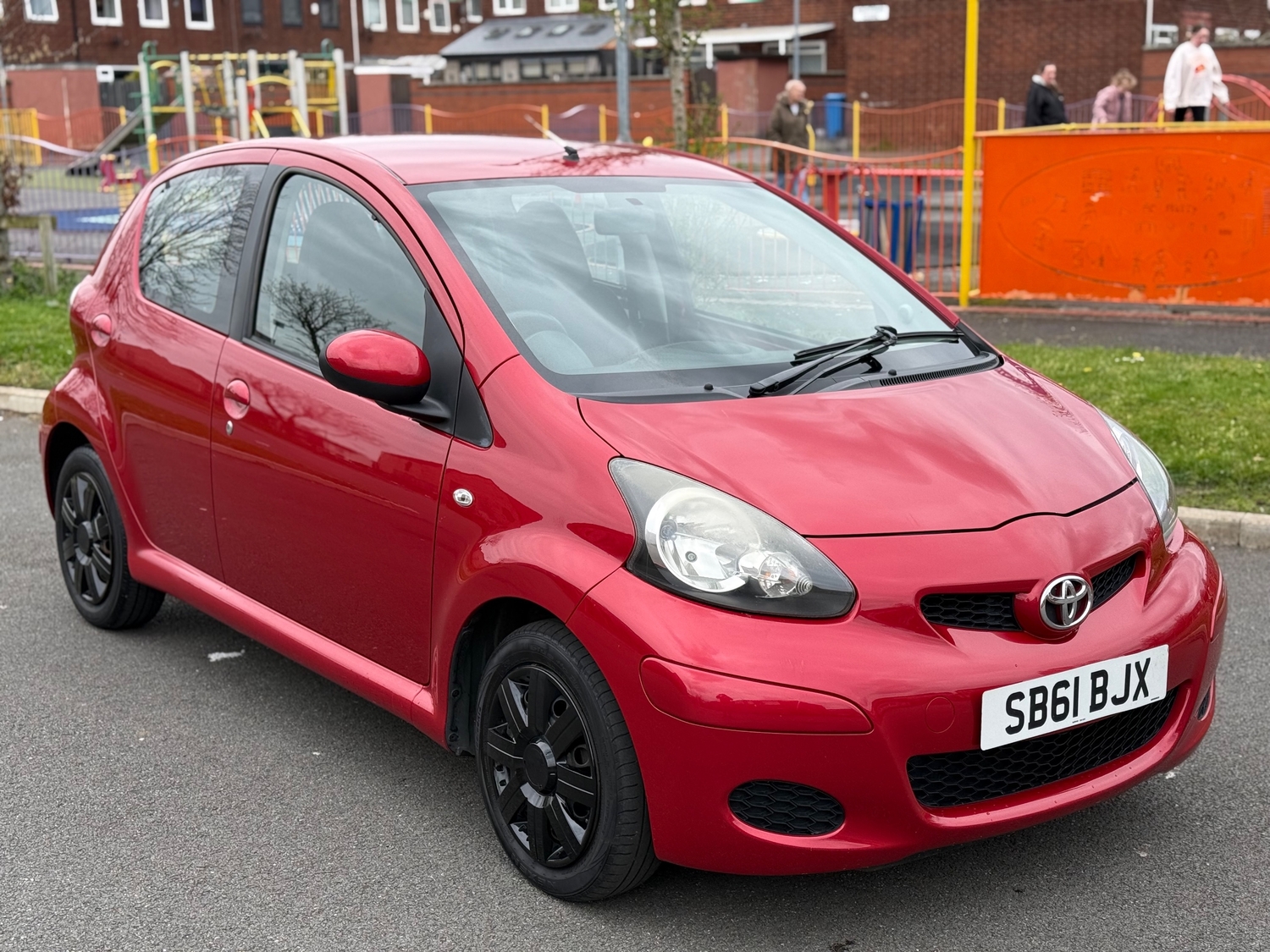 Toyota Aygo 2011 - Cars