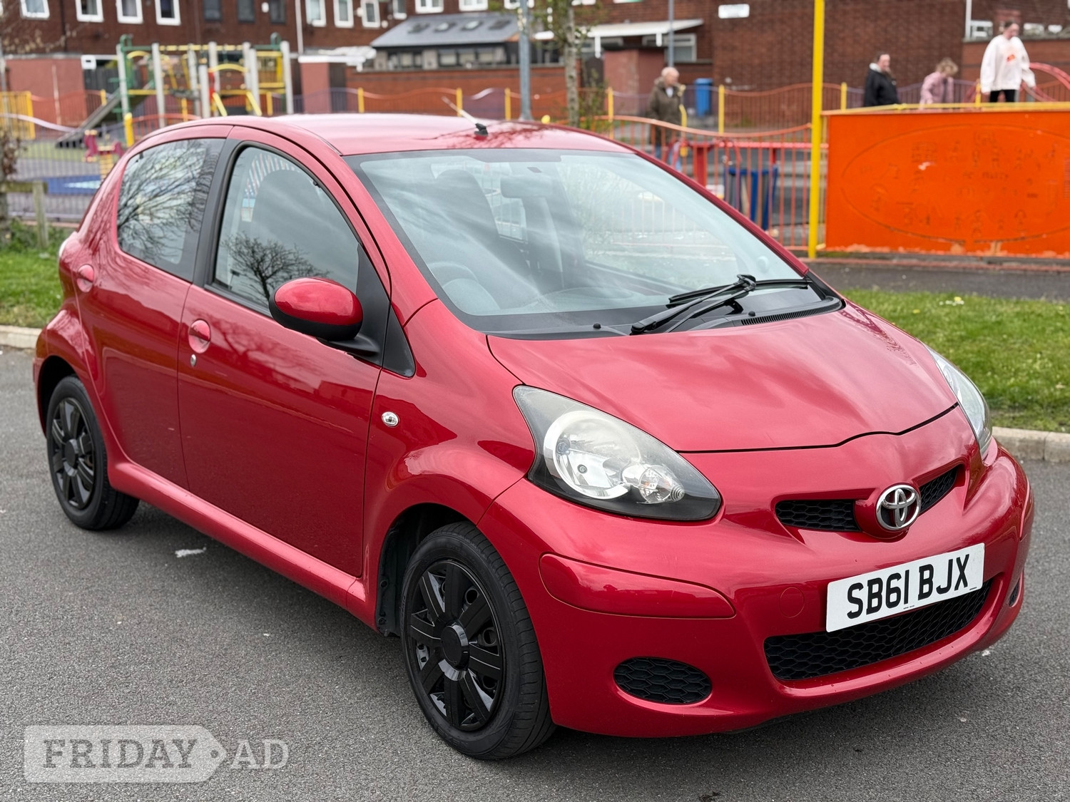 Toyota Aygo 2011 - Cars