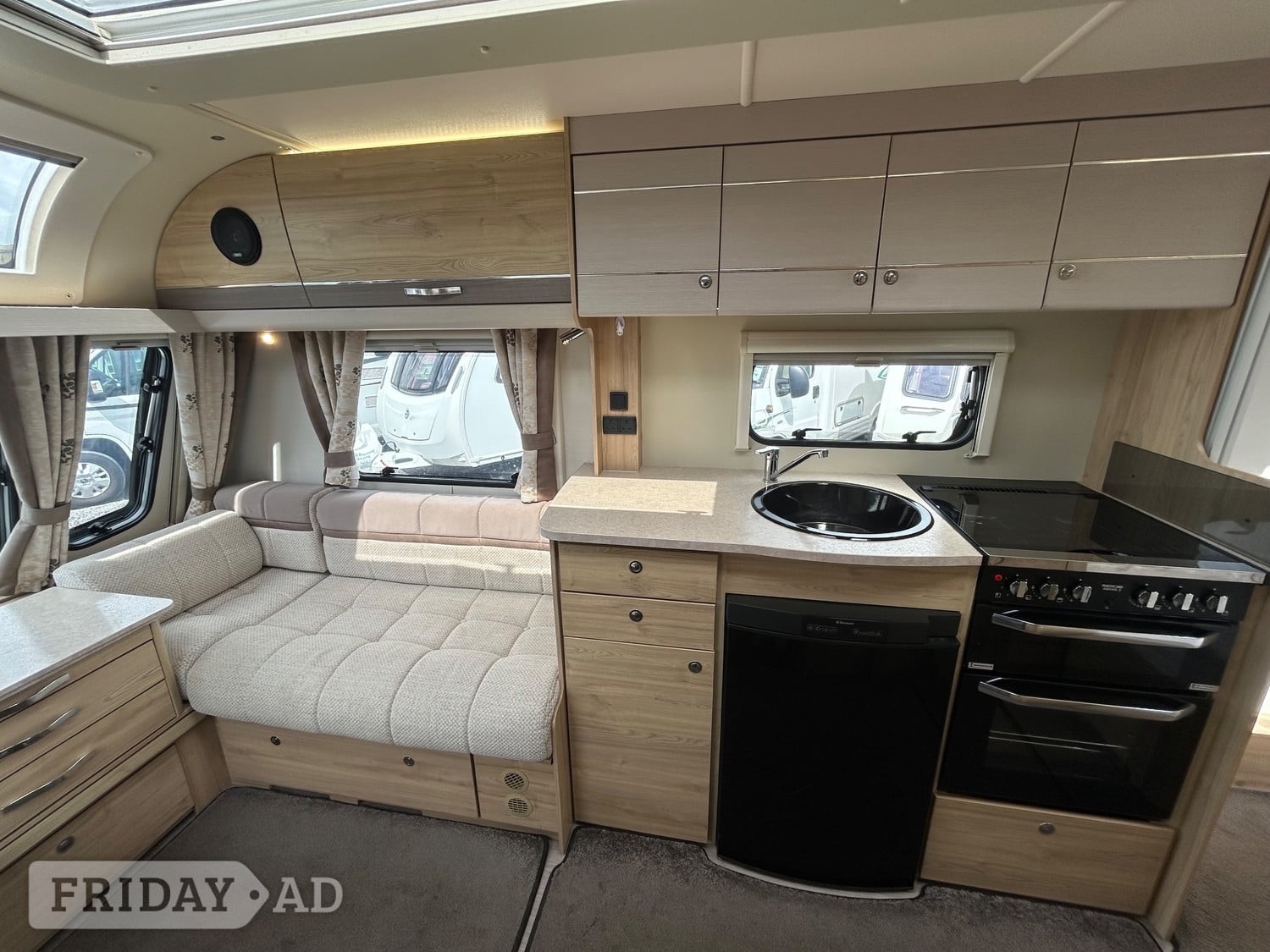 Elddis Riva Gold 2016 - Motorhomes & Caravans