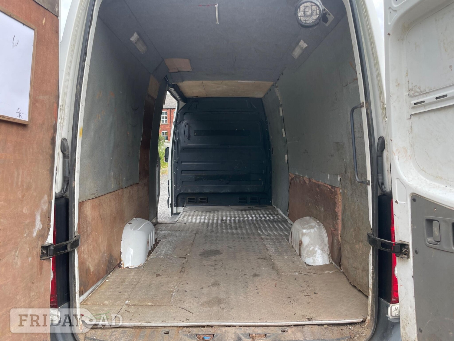 Volkswagen Crafter 2016 - Vans & Commercial Vehicles