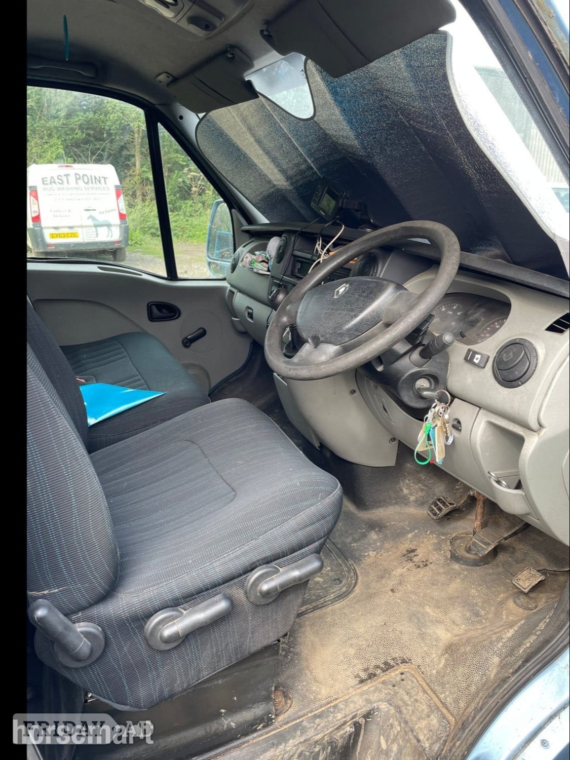 Marlborough Hunter Renault Horsebox - Trailers & Horseboxes in Great Hockham