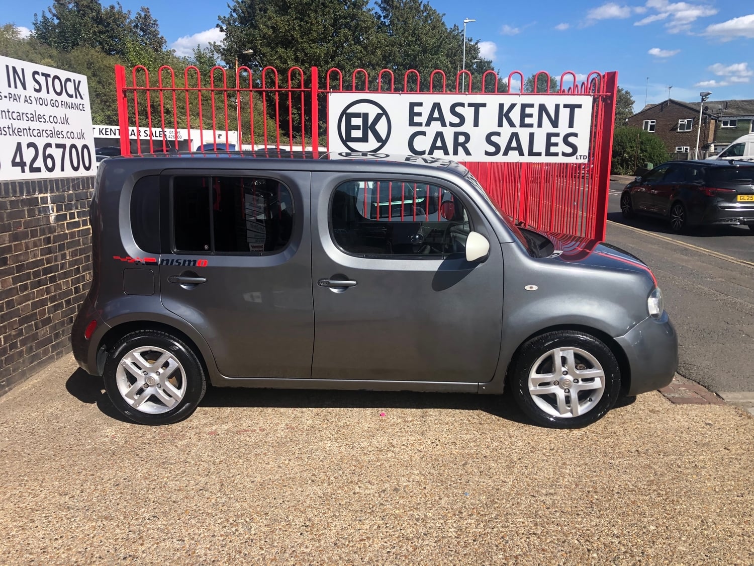 Nissan Cube 2010 - Cars
