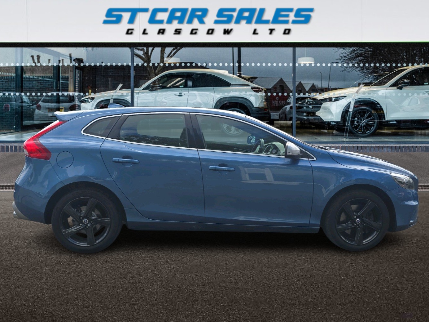 Volvo V40 2016 - Cars in Glasgow
