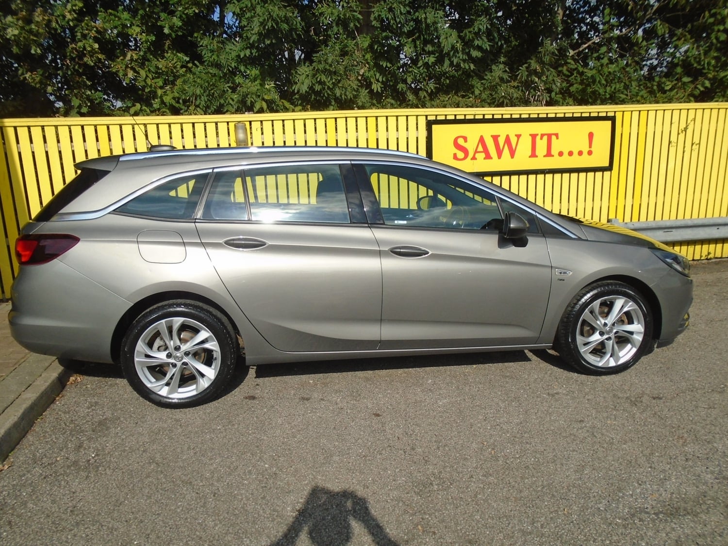 Vauxhall Astra 2017 - Cars in Worthing