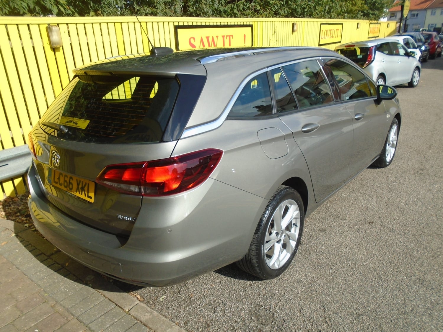 Vauxhall Astra 2017 - Cars