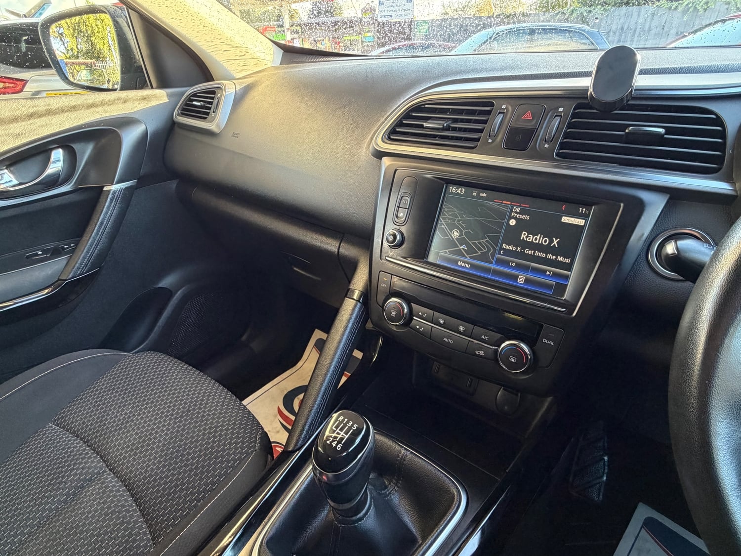 Renault Kadjar 2016 - Cars in Leicester