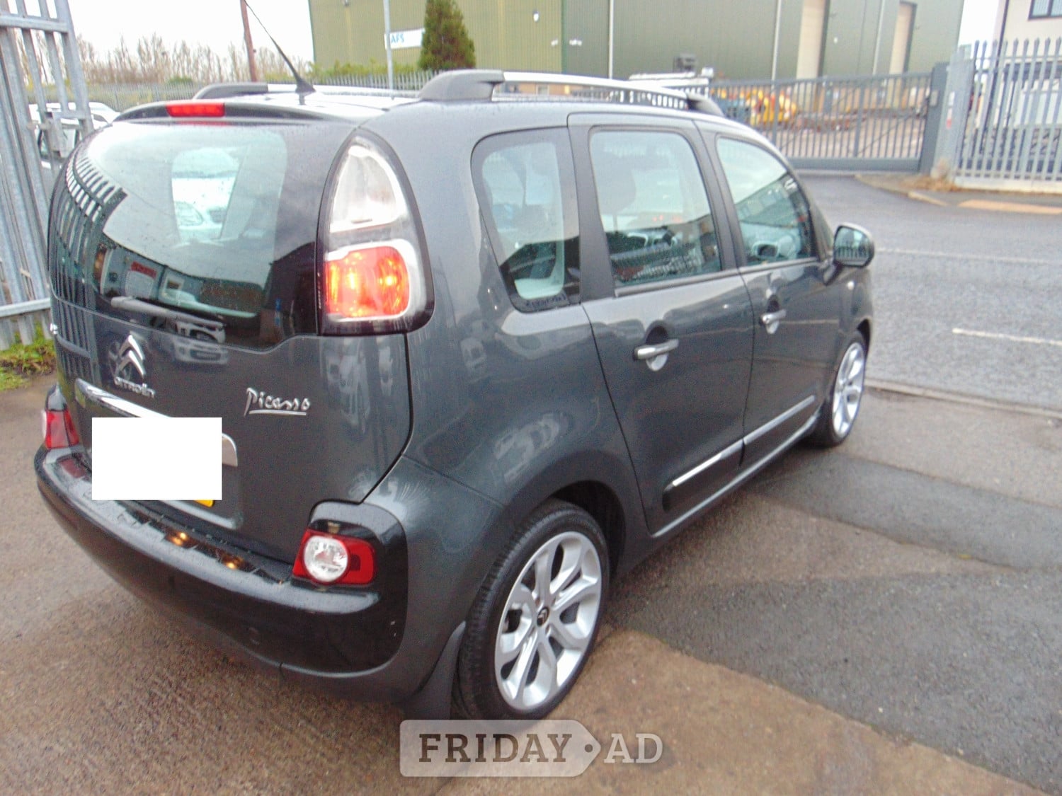 [ berth ]Citroen C3 Picasso