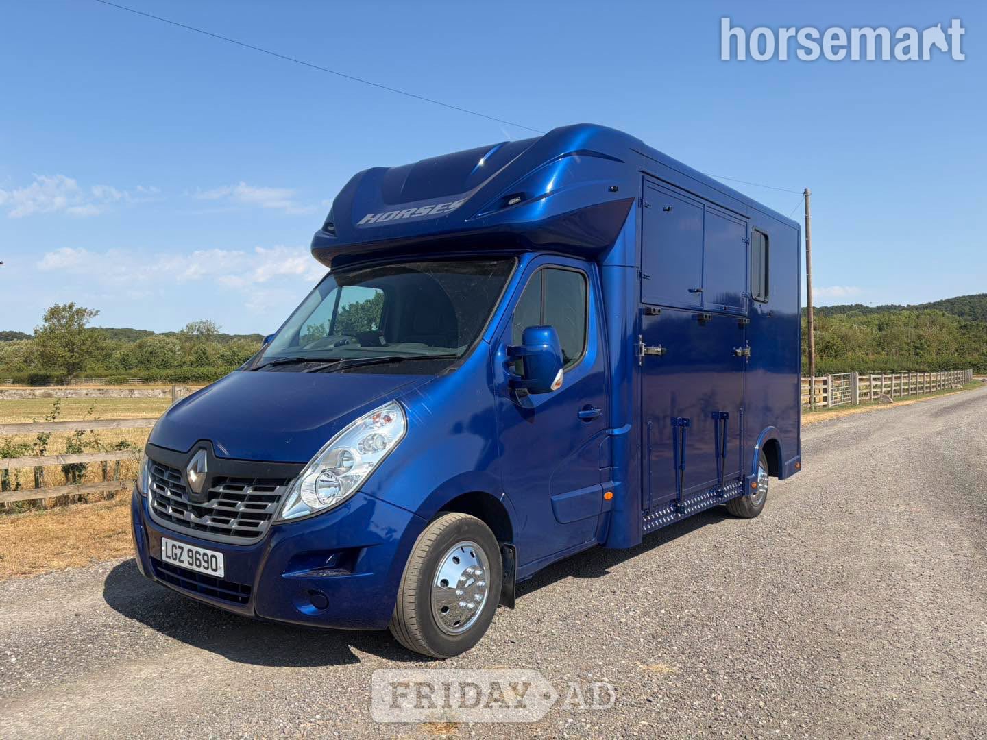 Equi Taxi Stallion Pro Renault Horsebox in Derby