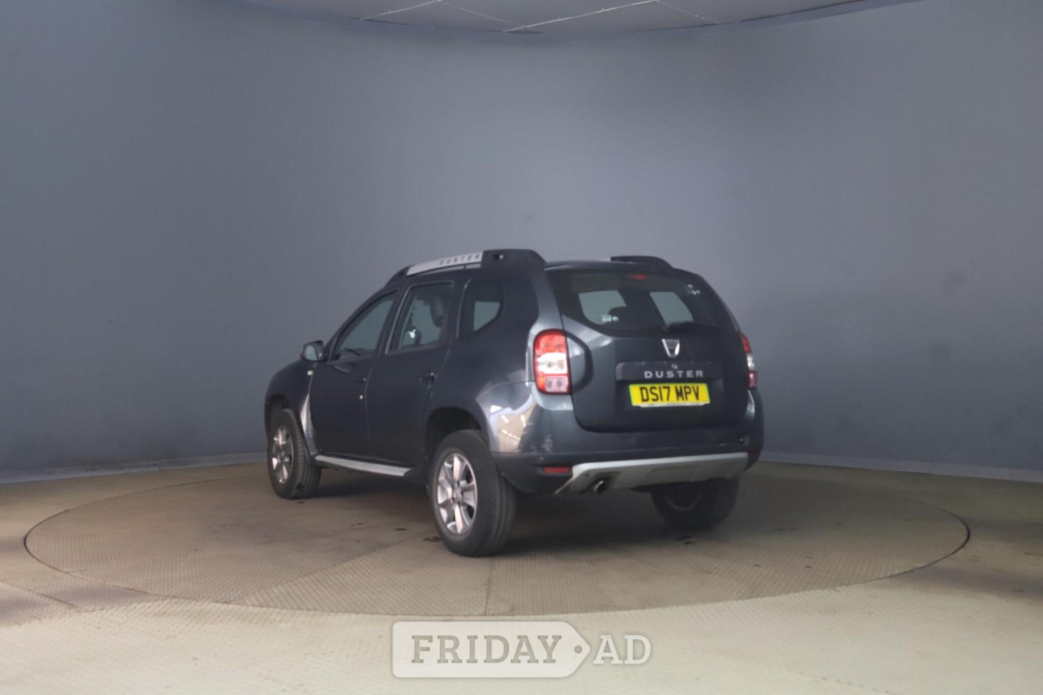 [ berth ]Dacia Duster