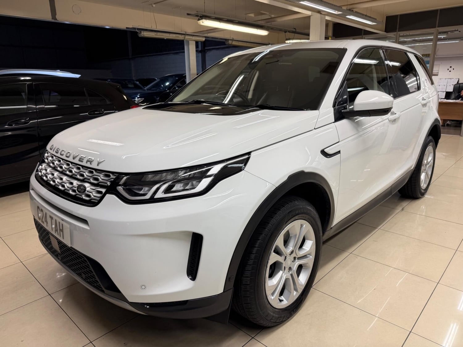 Land Rover Discovery Sport 2021 - Cars