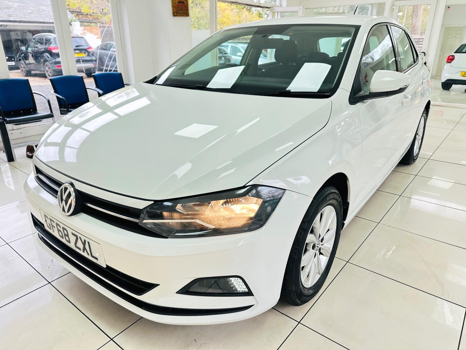 Volkswagen Polo 2018 - Cars