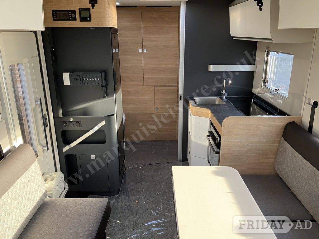 Adria Matrix Plus 600 DT 2024 for sale - Motorhomes & Caravans in Ivybridge