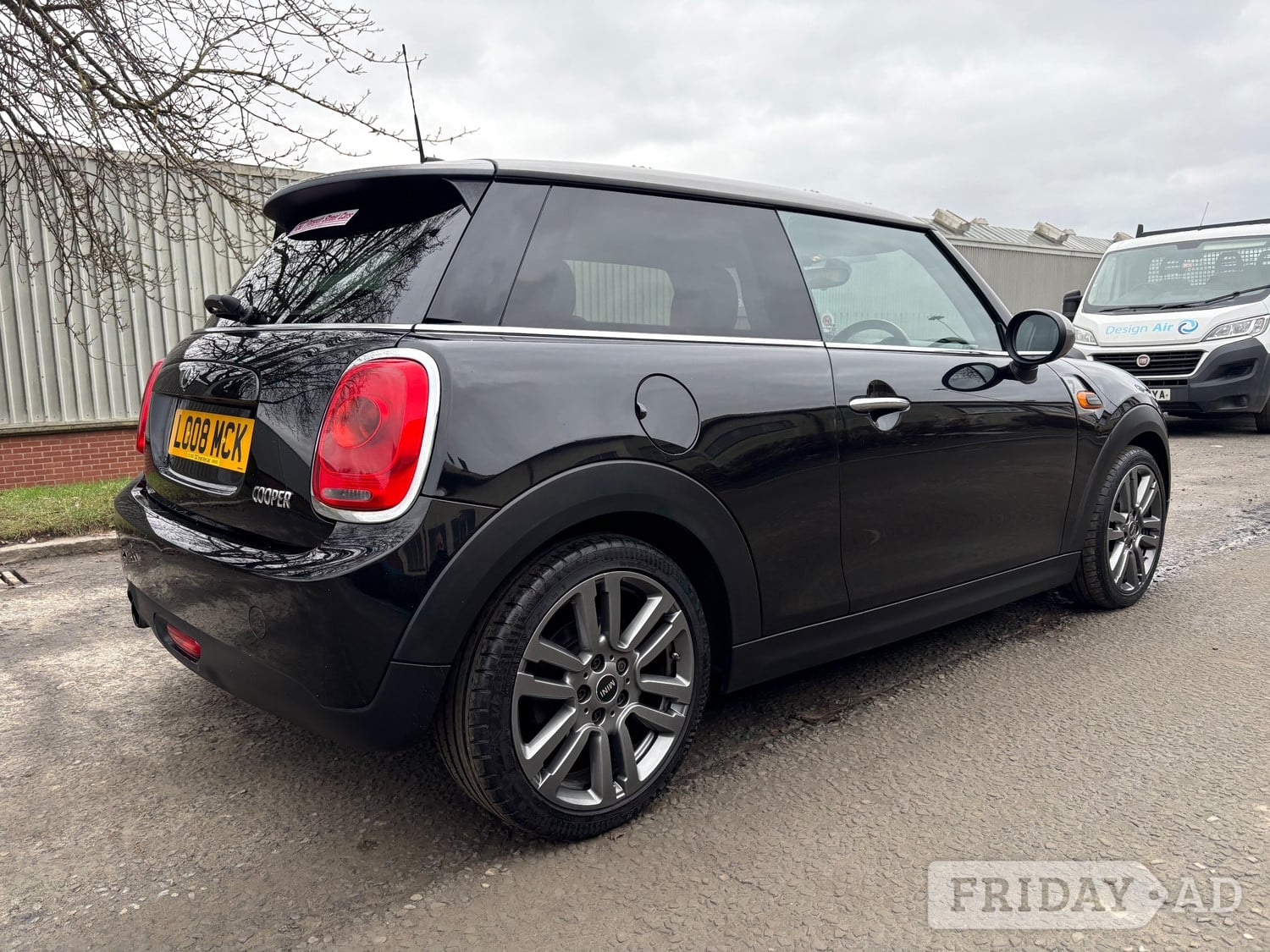 [ berth ]Mini Hatch