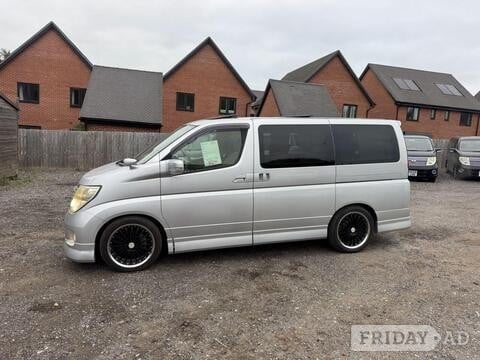 [ berth ]Nissan Elgrand