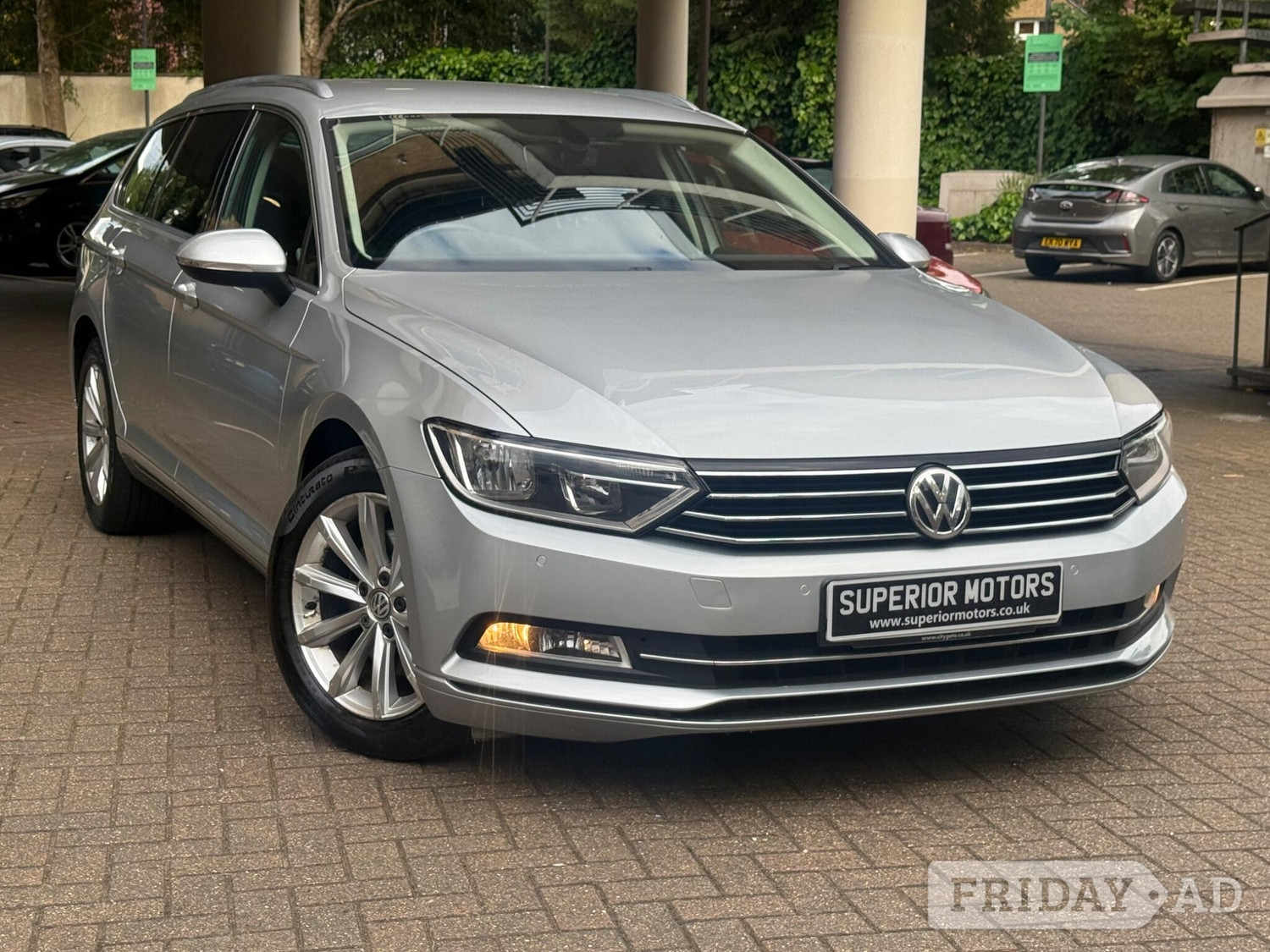 Volkswagen Passat 2015 in Staines