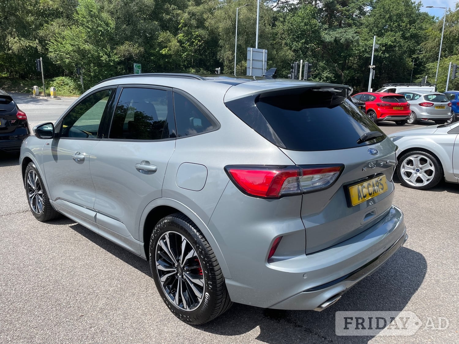 Ford Kuga 2023 - Cars