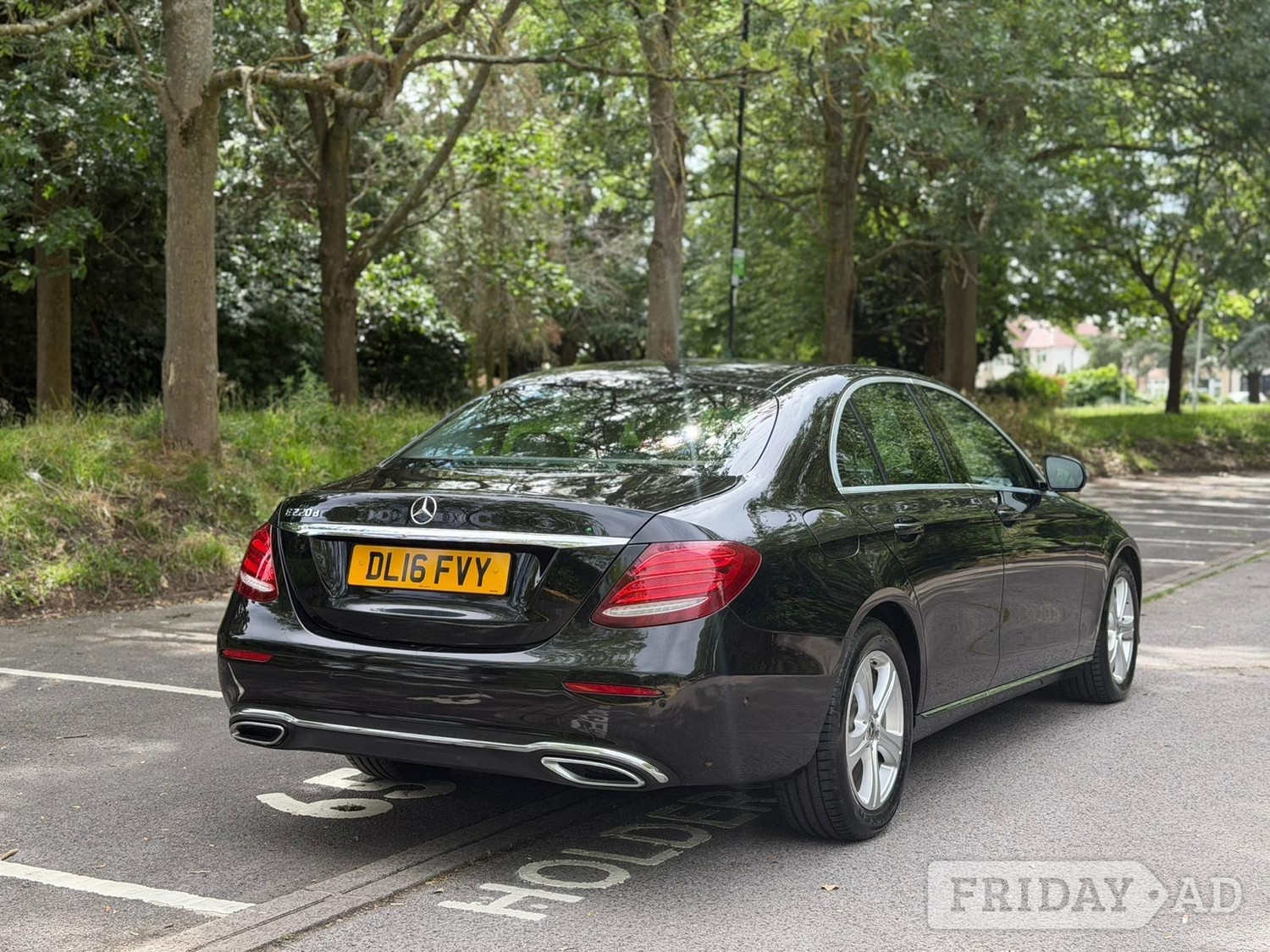 [ berth ]Mercedes-Benz E Class