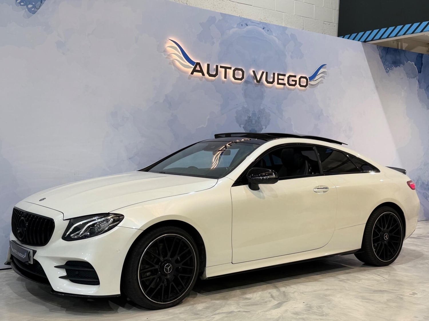 Mercedes-Benz E Class 2017 - Cars in Uxbridge