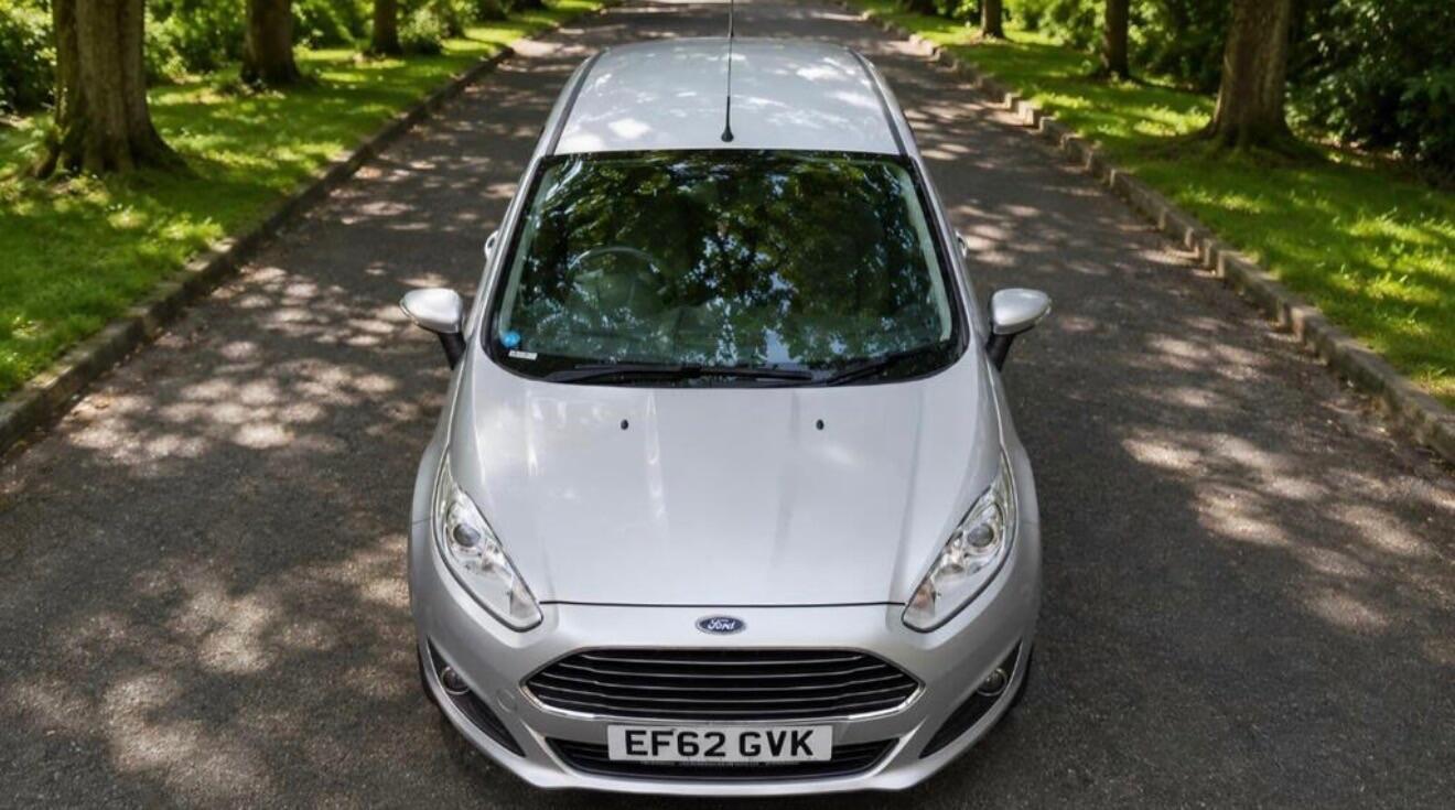 [ berth ]Ford Fiesta