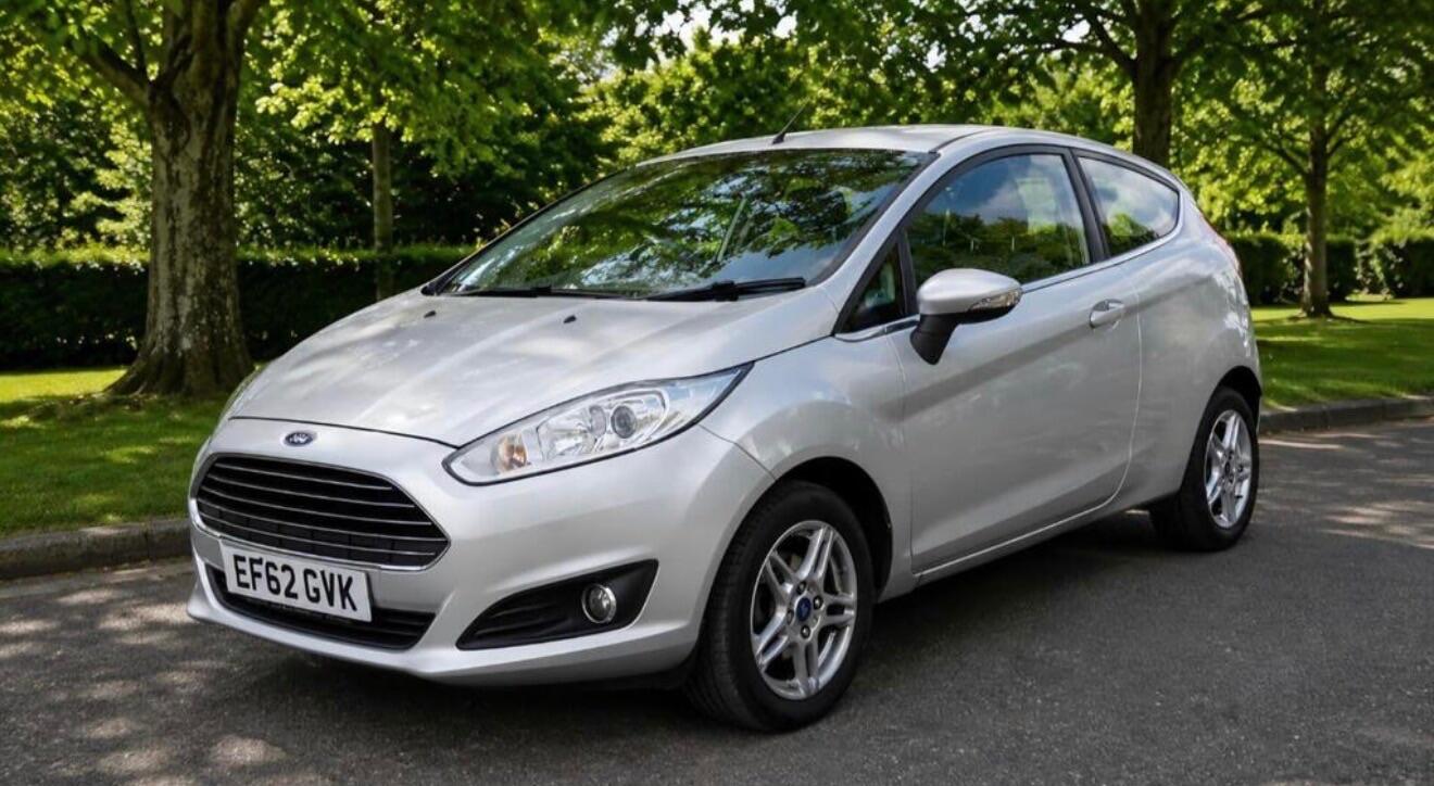 Ford Fiesta 2012 - Cars in Windsor
