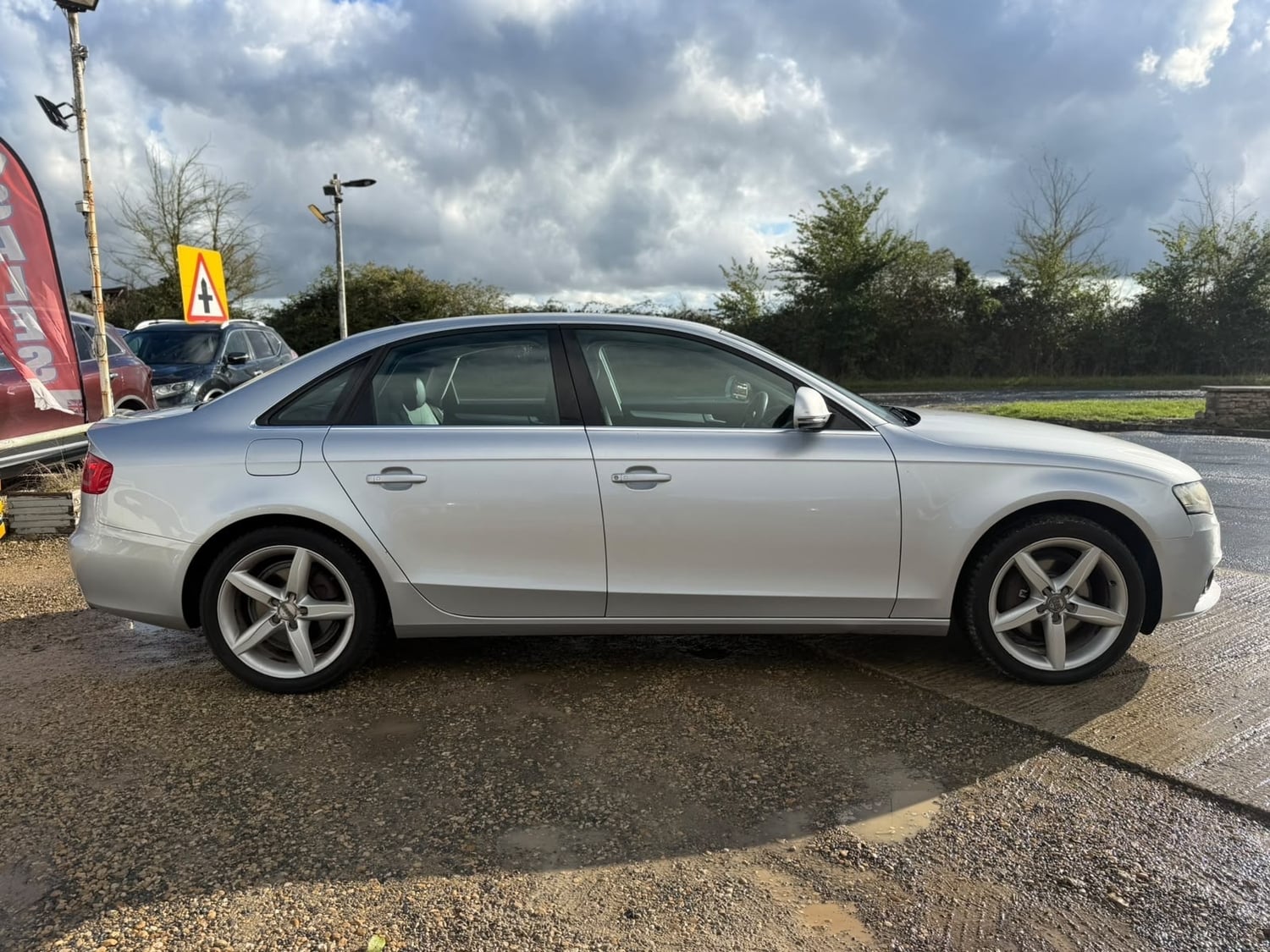 [ berth ]Audi A4