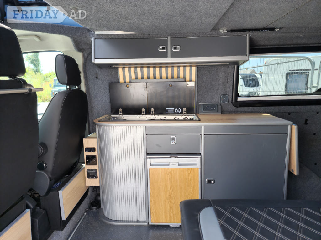 [4 berth ]Ford Custom Escape Breeze