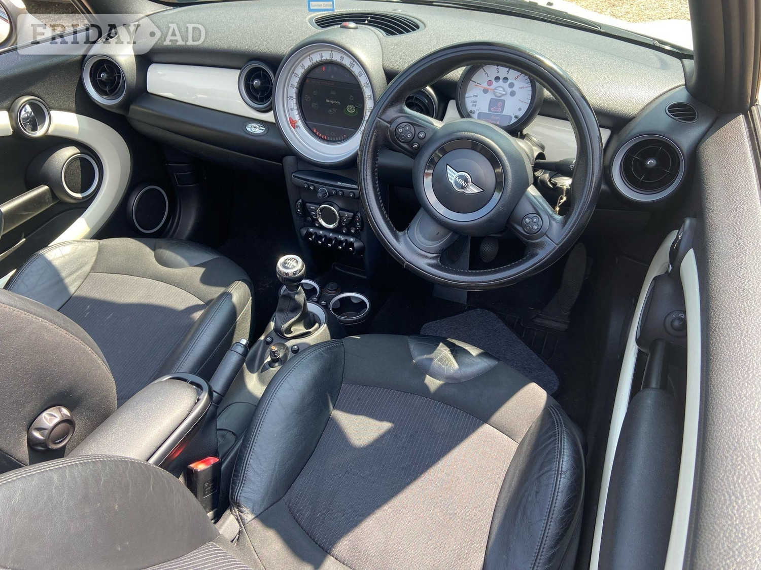 Mini Convertible Buckingham