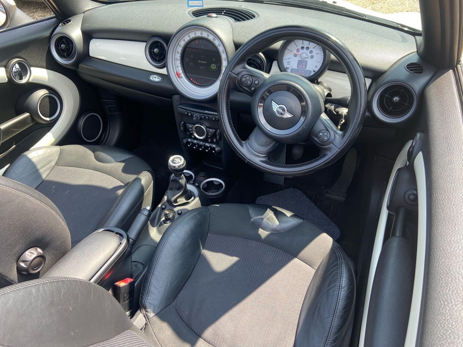 Mini Convertible Buckingham