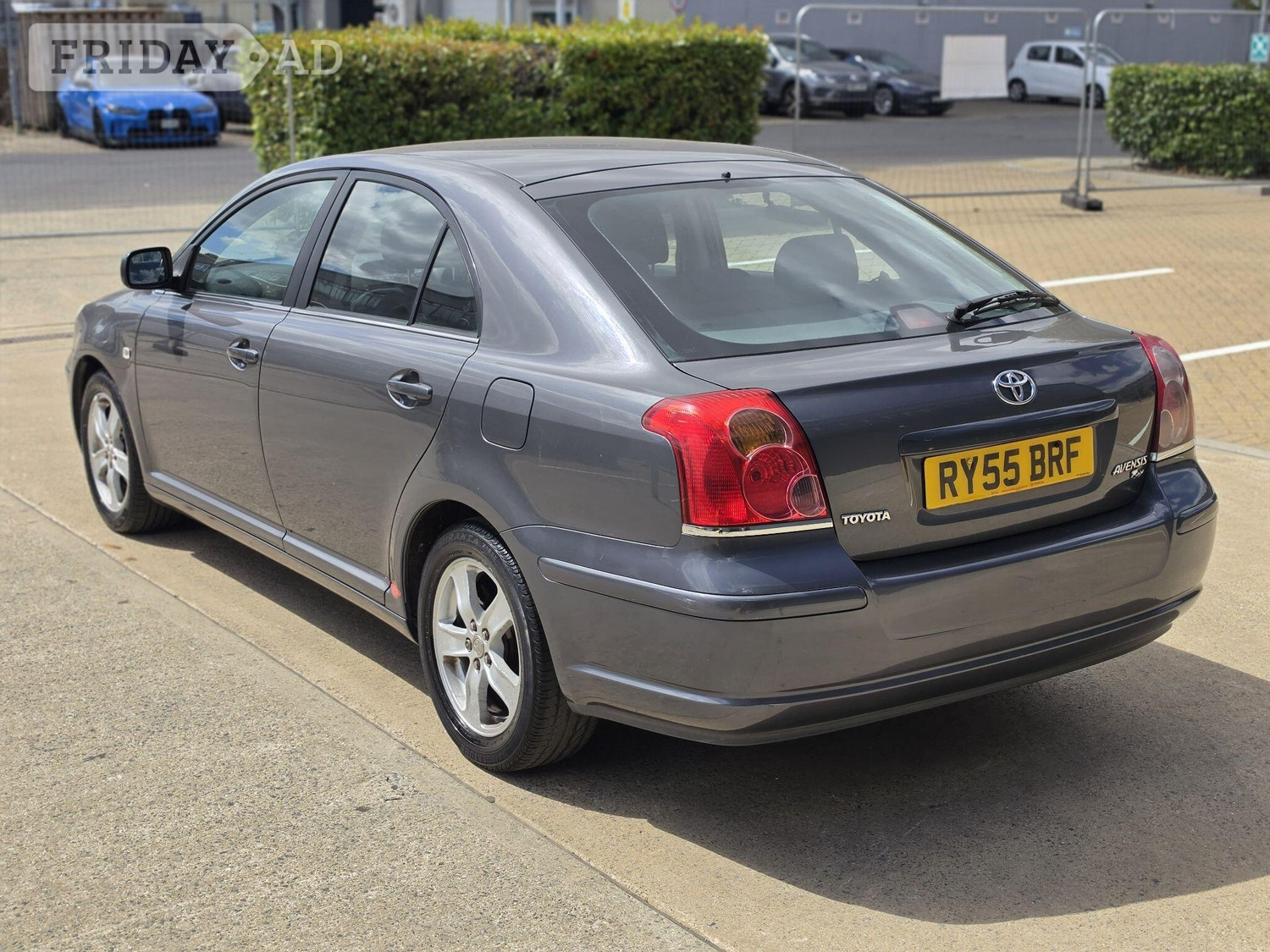 [ berth ]Toyota Avensis