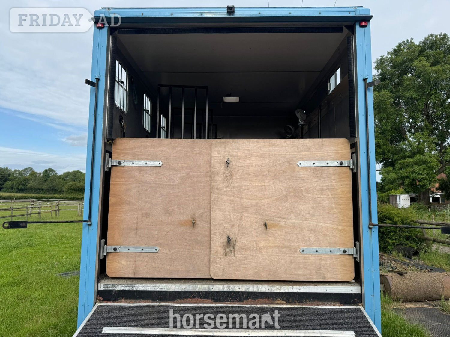 Pride Horseboxes PrideDarcy II Daf Trucks Horsebox - Trailers & Horseboxes in High Wycombe