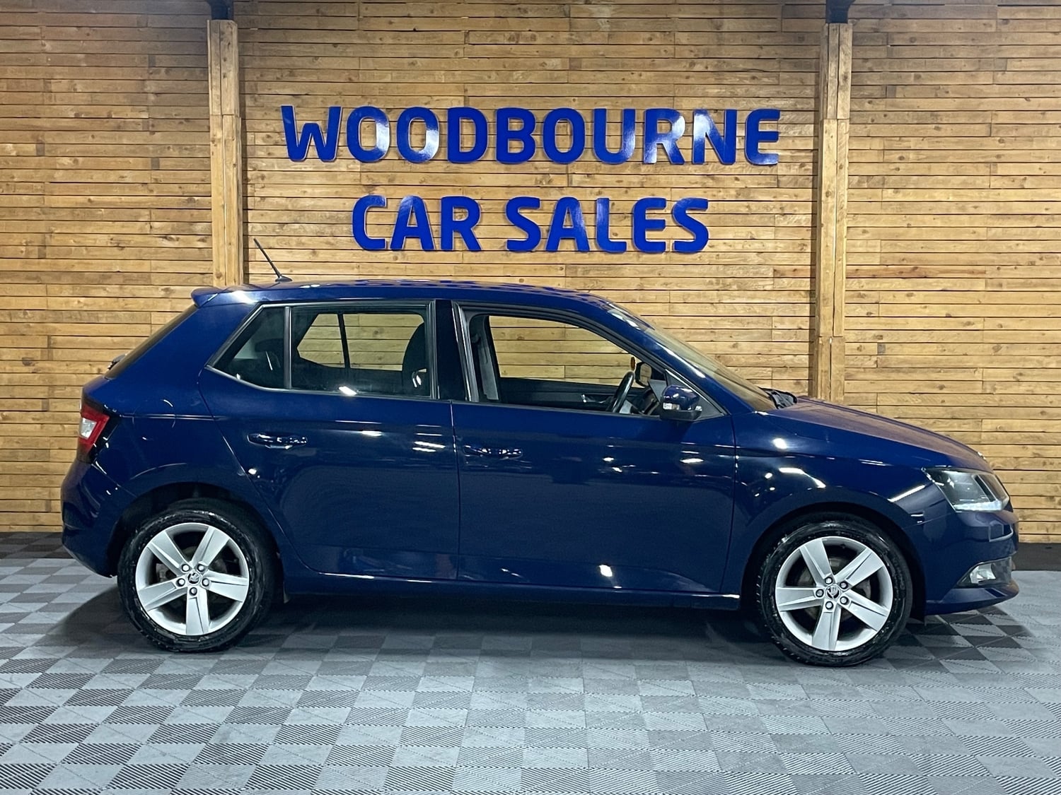Skoda Fabia 2016 - Cars