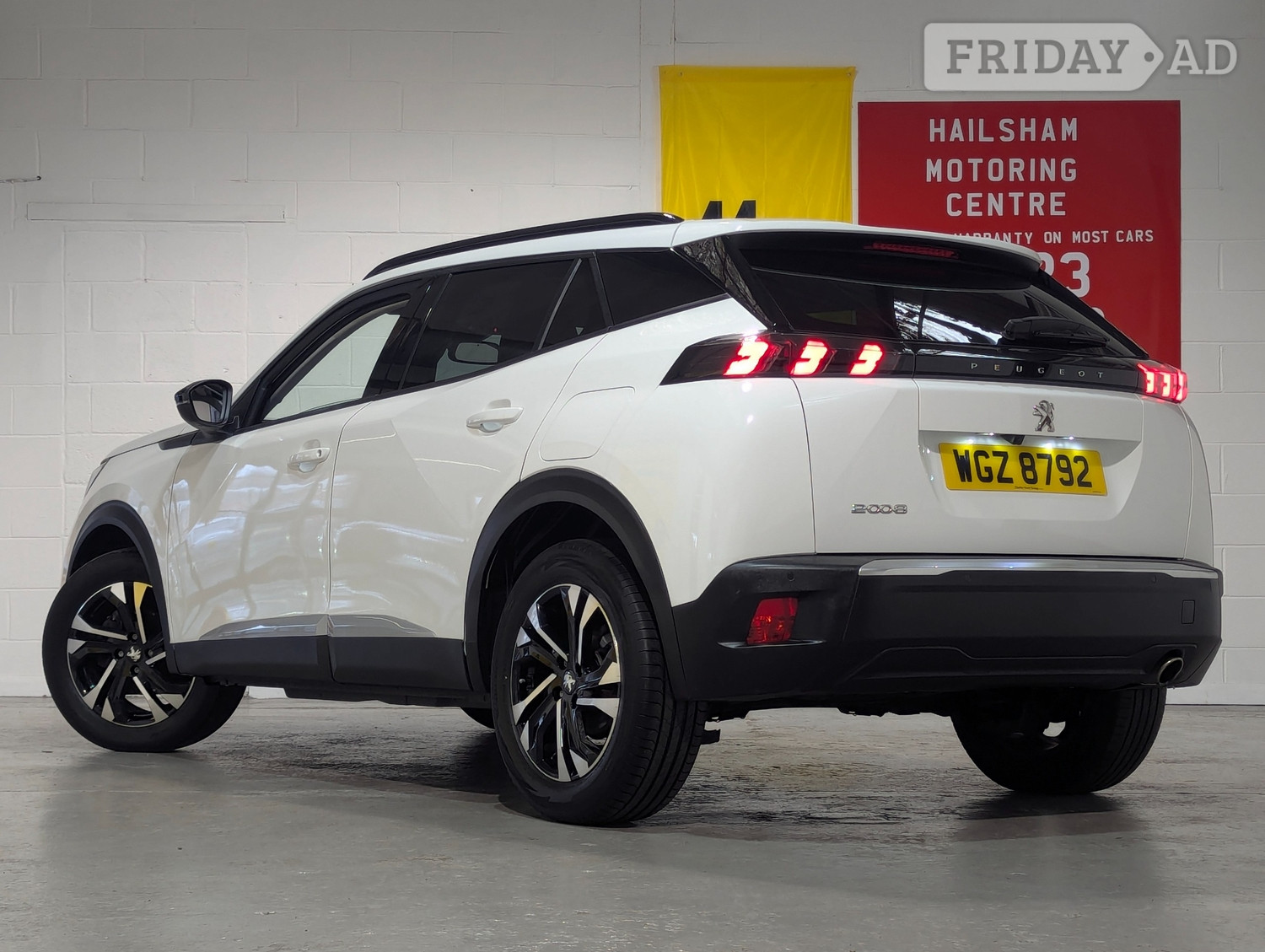 [ berth ]Peugeot 2008