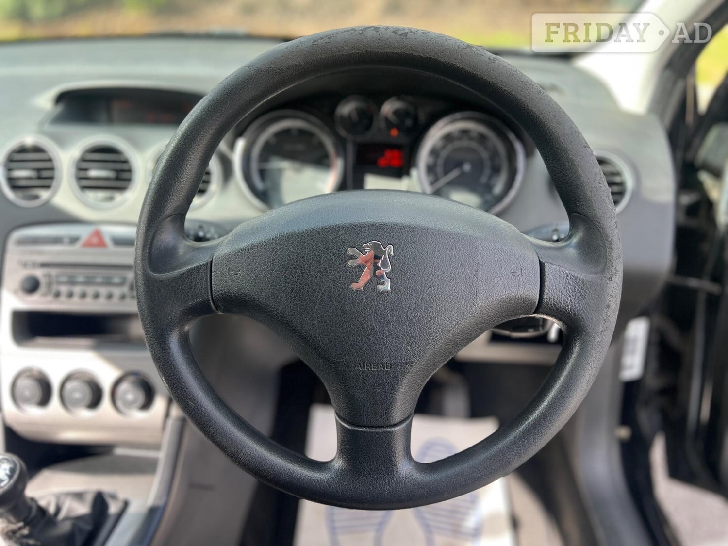 Peugeot 308 2008 - Cars
