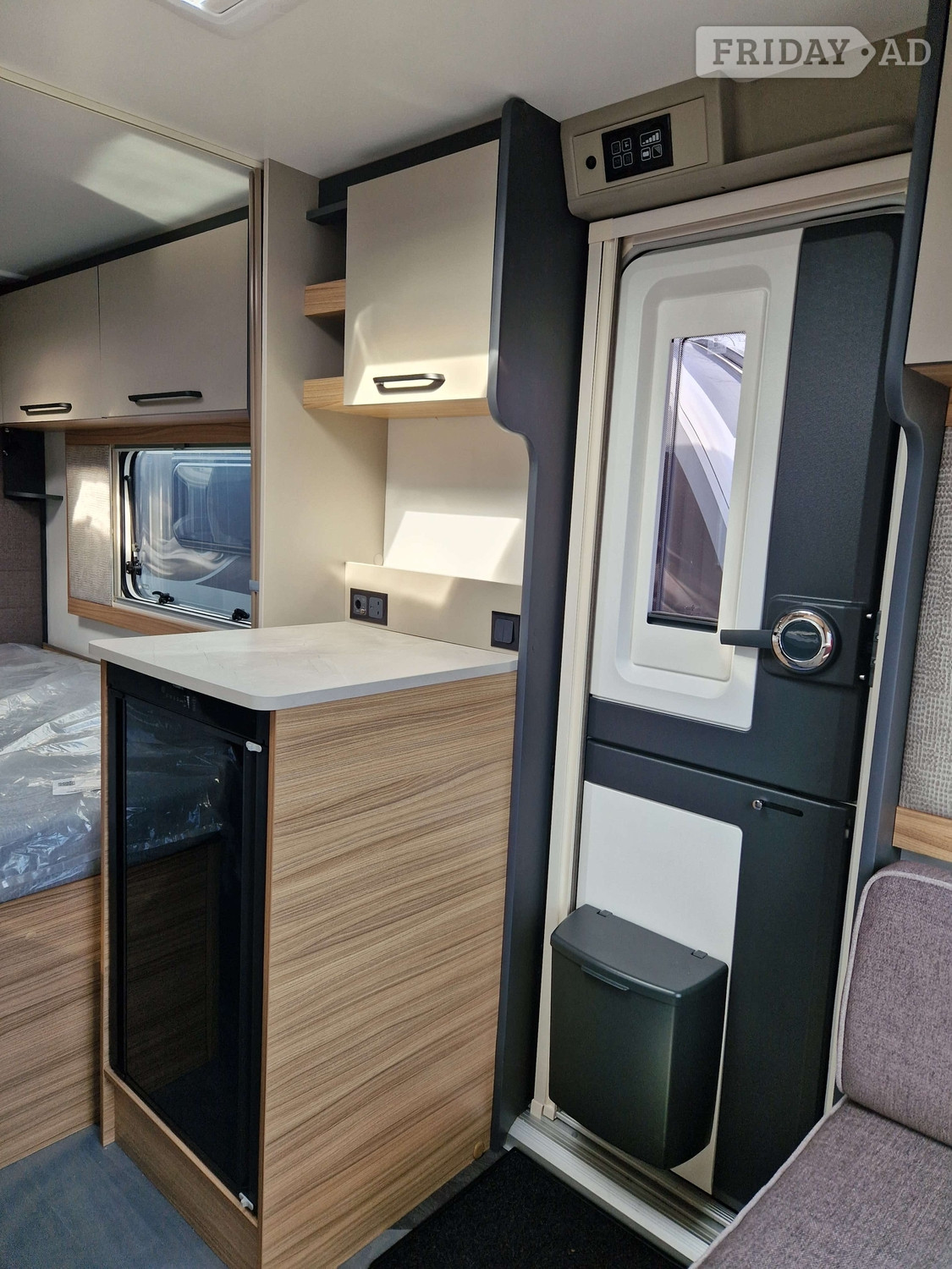 Bailey Phoenix Black 440 2026 - Motorhomes & Caravans
