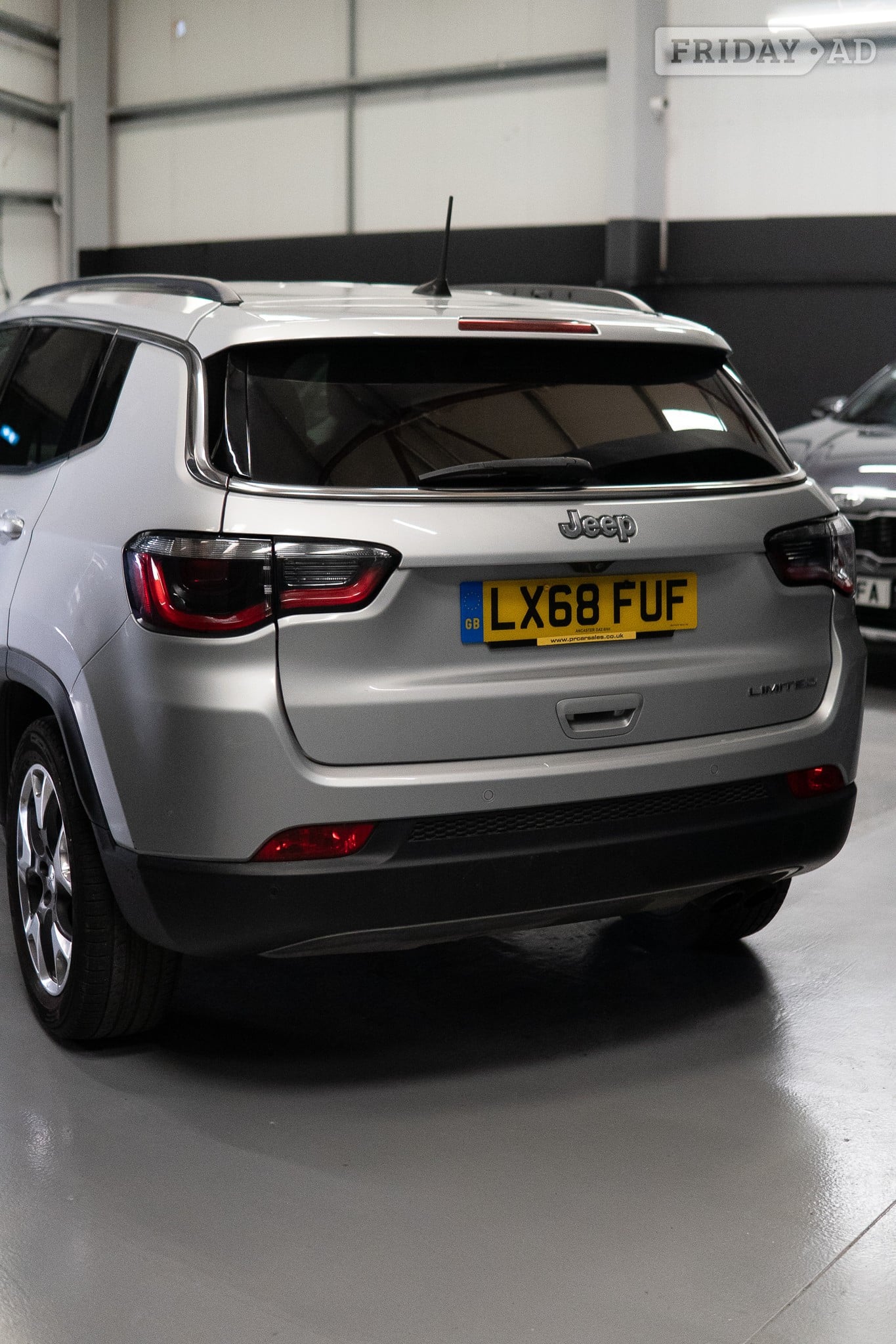 [ berth ]Jeep Compass