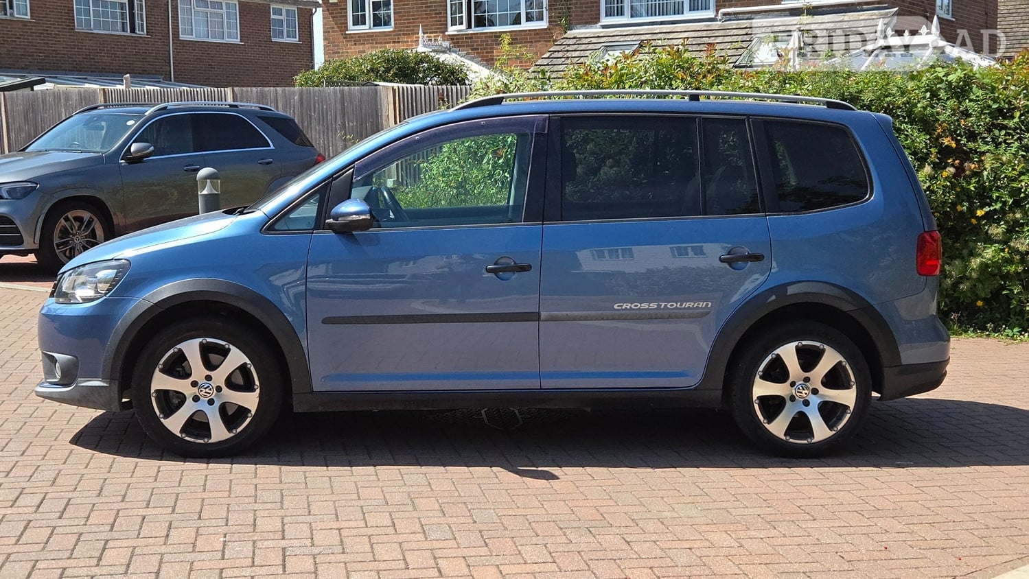 [ berth ]Volkswagen Touran