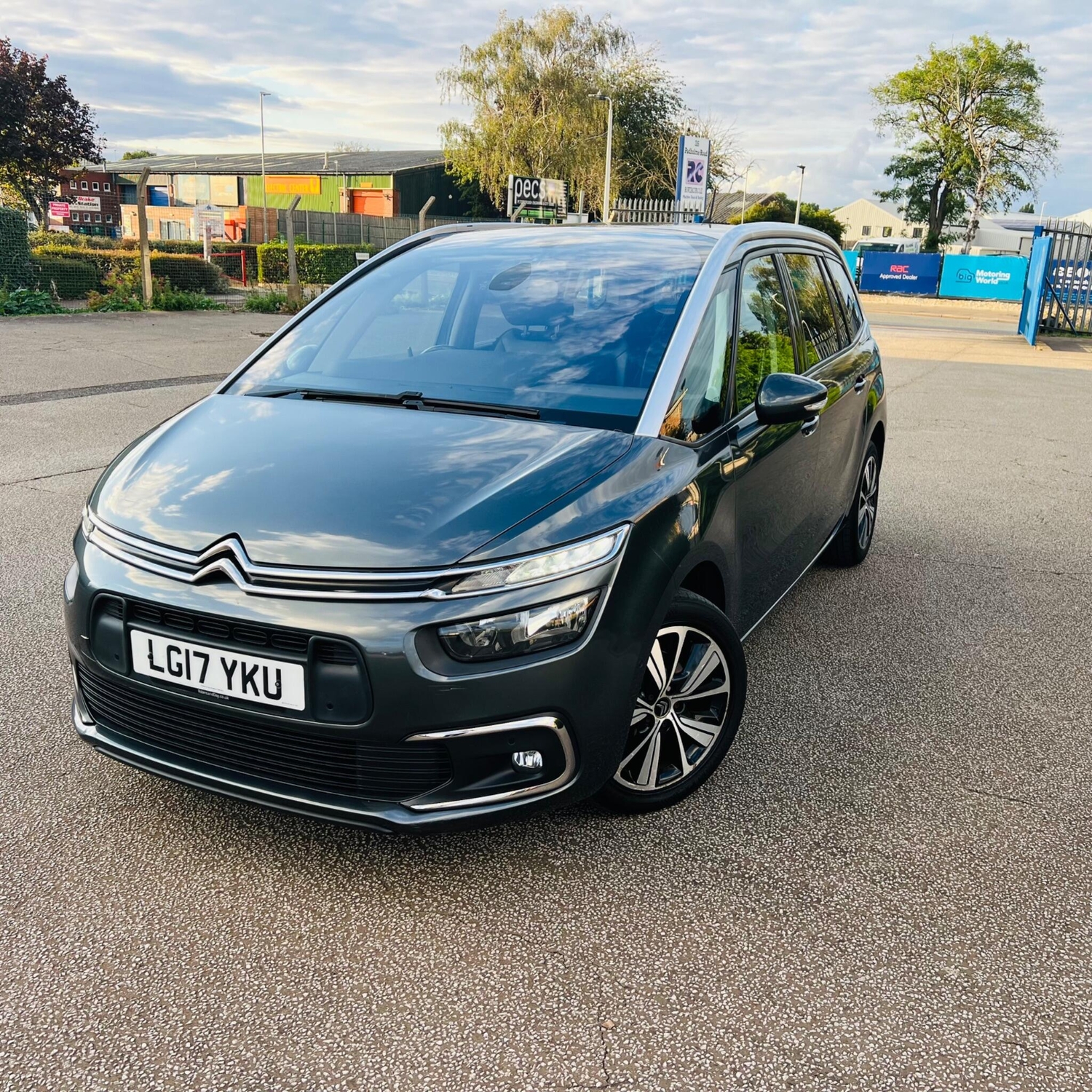 Citroen Grand C4 Picasso 2017 - Cars in Peterborough