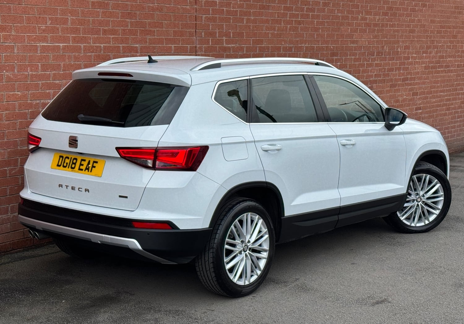 [ berth ]SEAT Ateca