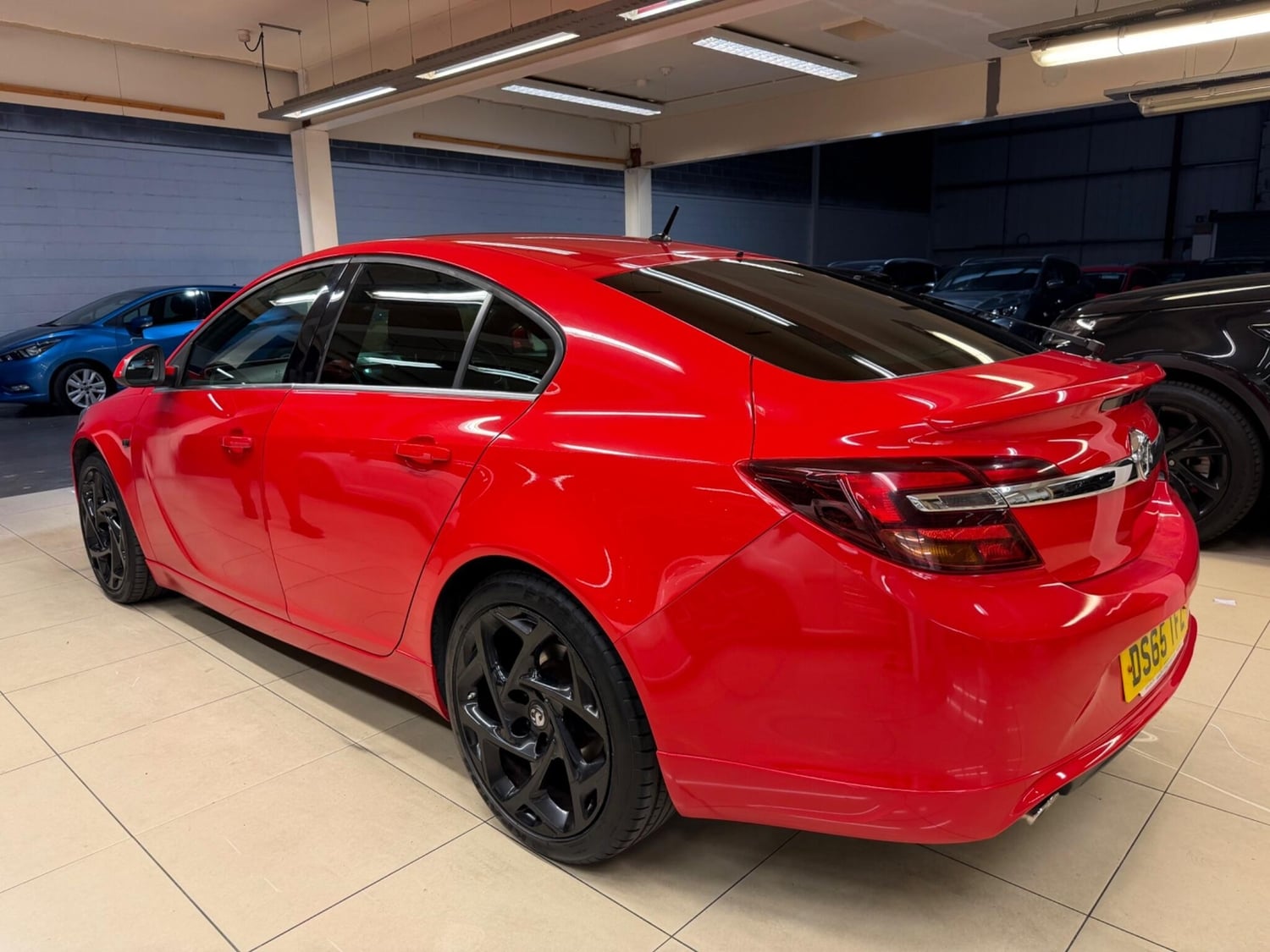 Vauxhall Insignia 2015 - Cars