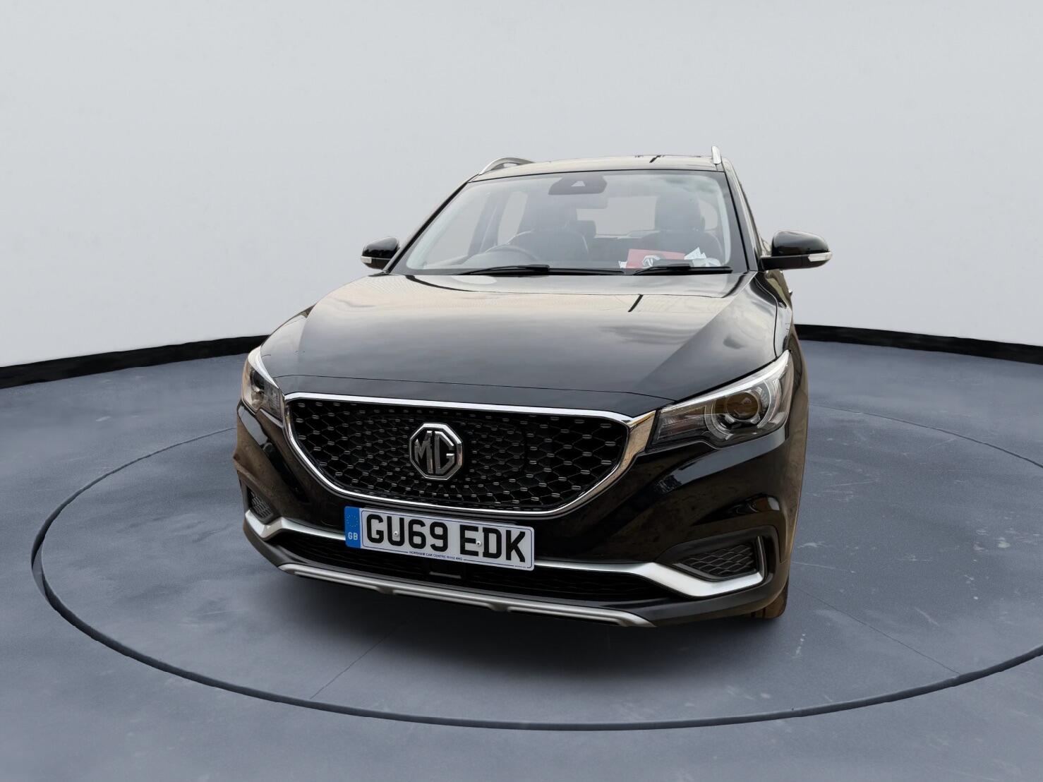 MG ZS Ealing