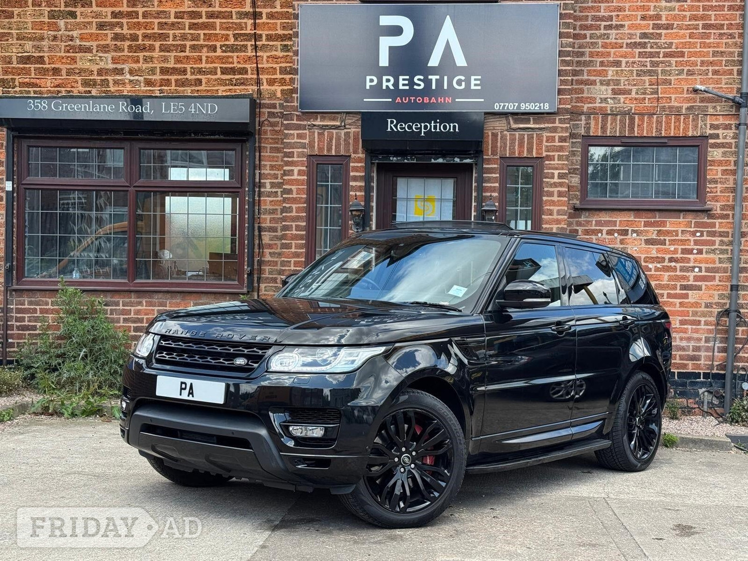 [ berth ]Land Rover Range Rover Sport