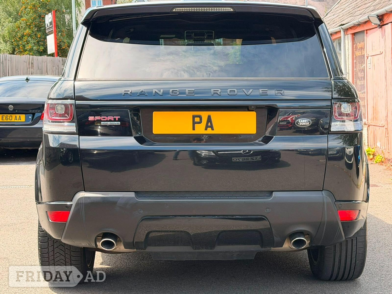 Land Rover Range Rover Sport 2013 - Cars in Wigston