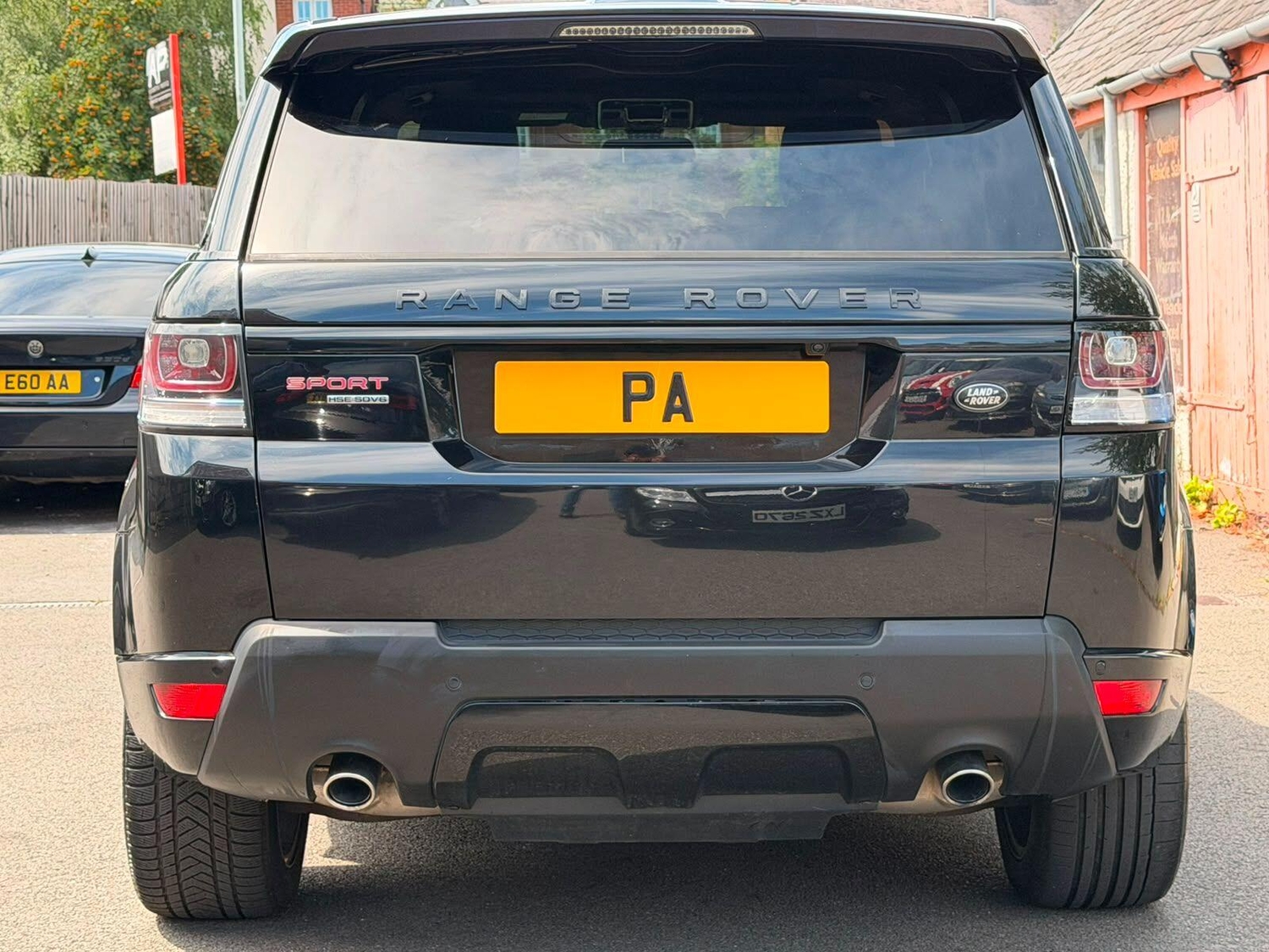 Land Rover Range Rover Sport 2013 - Cars in Wigston
